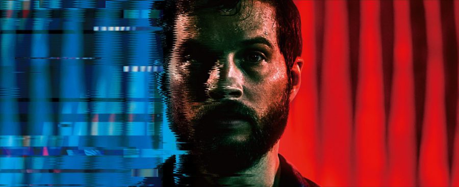 全身麻痺の男にAIを搭載したら最強の戦闘マシーンに変身！『アップグレード』