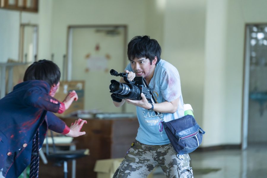 虐げられた助監督の映画愛と絶望が怨霊を呼び起こす！特撮ホラー＆コメディ『ゴーストマスター』
