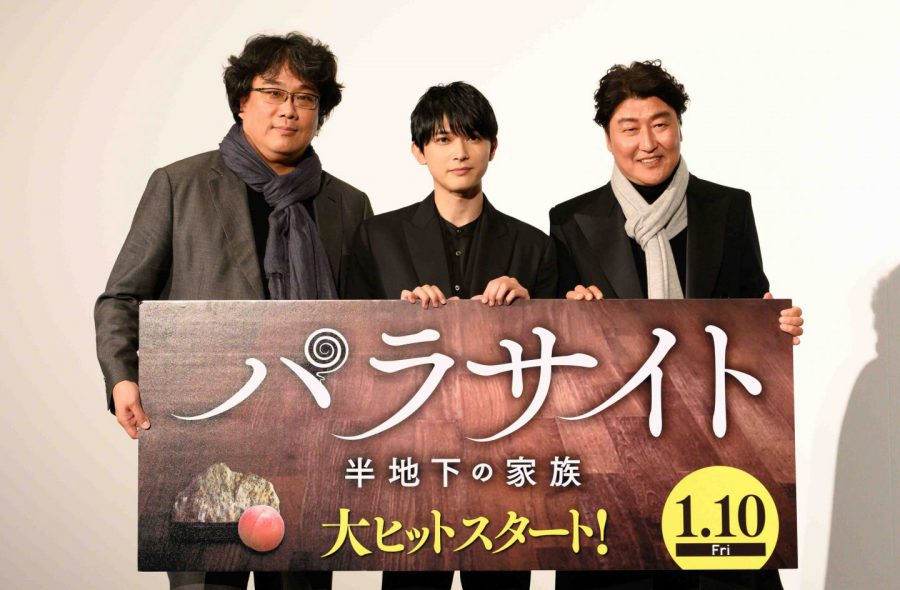吉沢亮「ここ数年で見た作品で一番！」敬愛するポン・ジュノ＆ソン・ガンホと初対面！ 爆笑トークに沸いた『パラサイト 半地下の家族』舞台挨拶