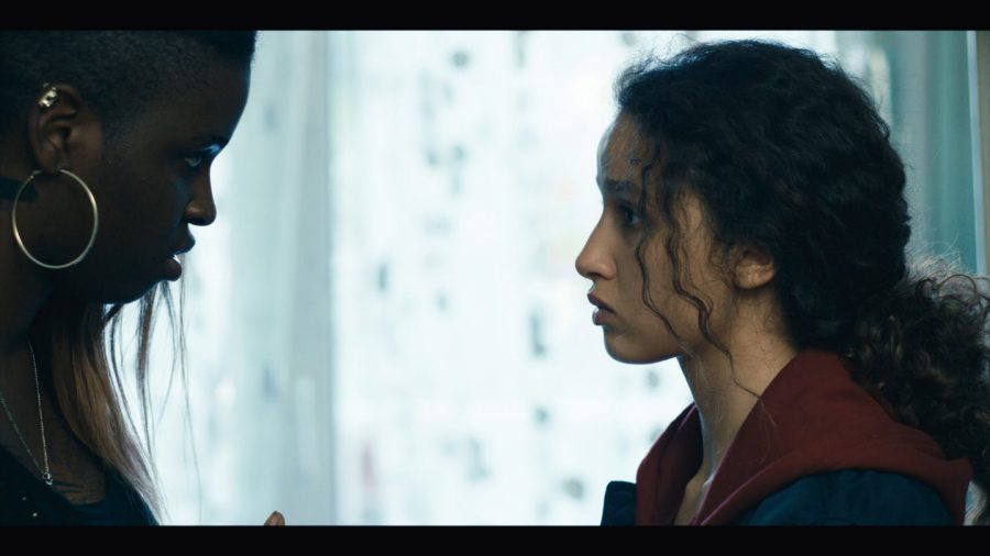 このクソみたいな世界じゃカネが絶対なんだ！ 仏スラムに生きる少女たちの叫び『ディヴァイン』