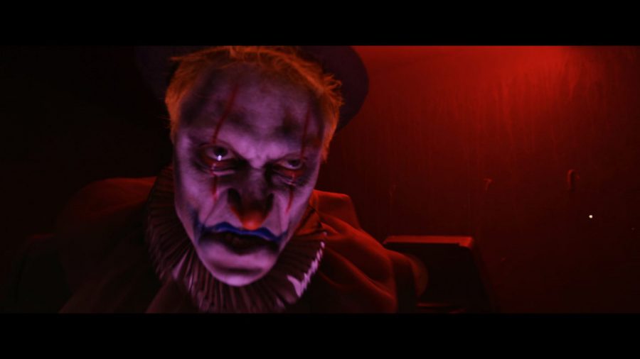 殺人ピエロ、チープに復活!!『THAT／ザット ジ・エンド』“それ”……もとい、“あれ”が見えたら、終わり!?