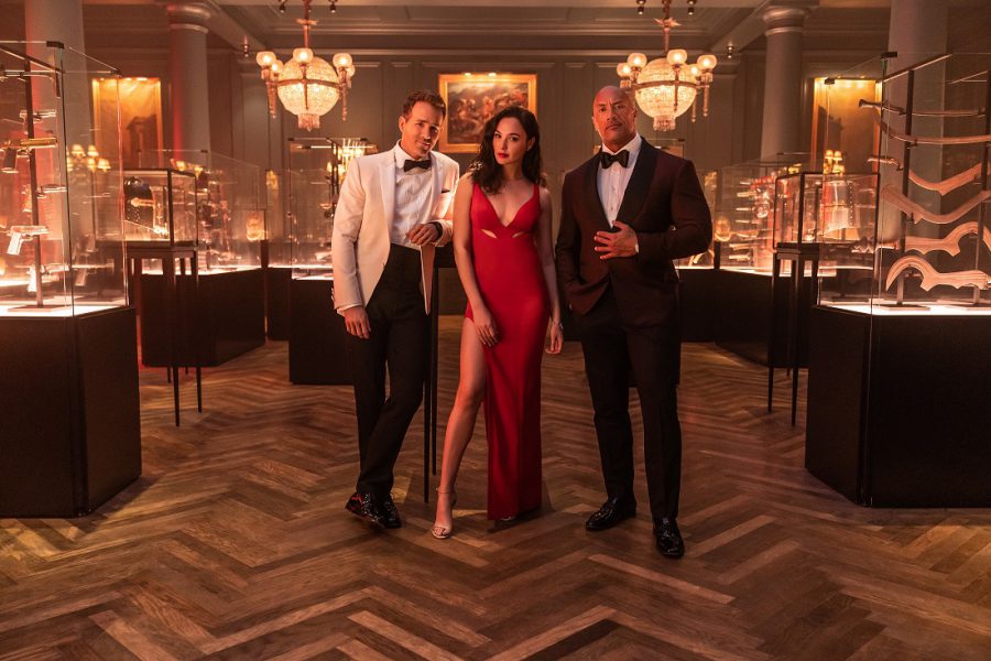 FBIロック様×大泥棒ライアン・レイノルズ＆ガル・ガドット！ Netflix『レッド・ノーティス』は超軽快アクションコメディ
