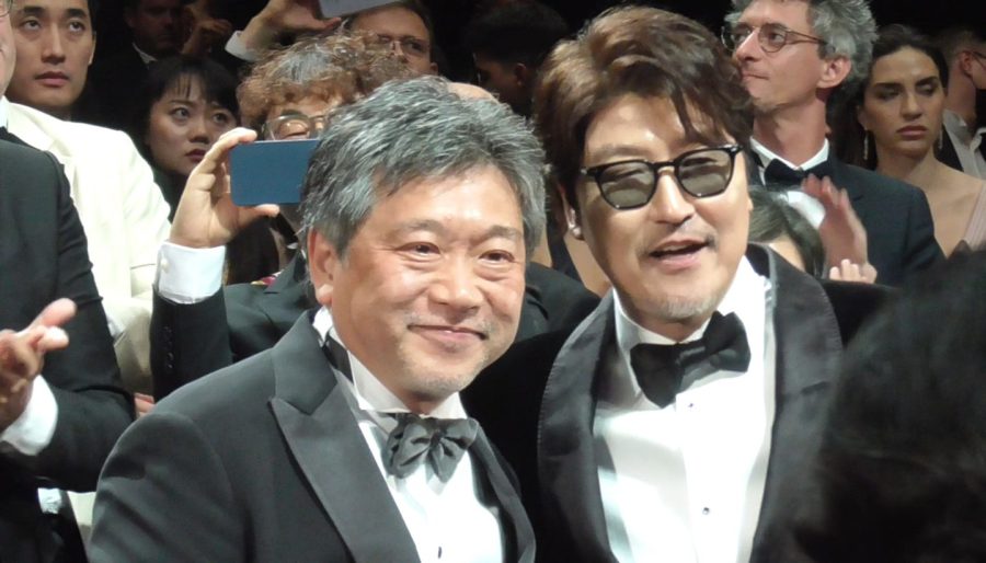 カンヌ上映後の是枝監督の最新インタビューが到着!!『ベイビー・ブローカー』公式上映で12分間のスタンディングオベーション！【カンヌ映画祭レポート】