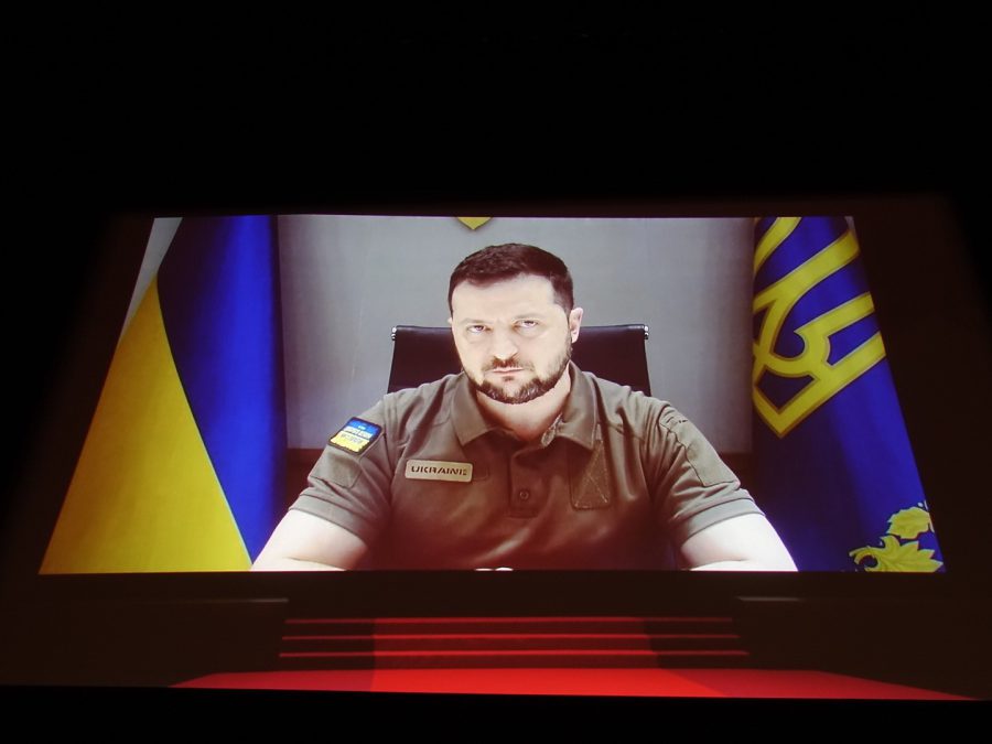 カンヌ映画祭開幕！ロシア映画の扱いは？ゼレンスキー大統領の中継と審査員会見【カンヌ映画祭レポート】